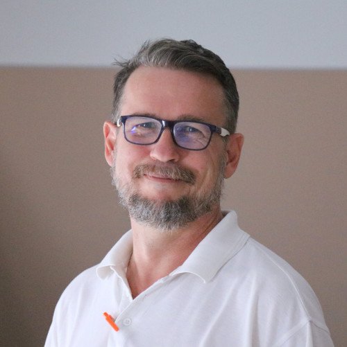 Dr. Márkus László