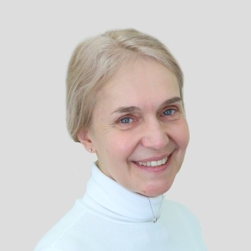 Dr. Csoszánszki Nóra