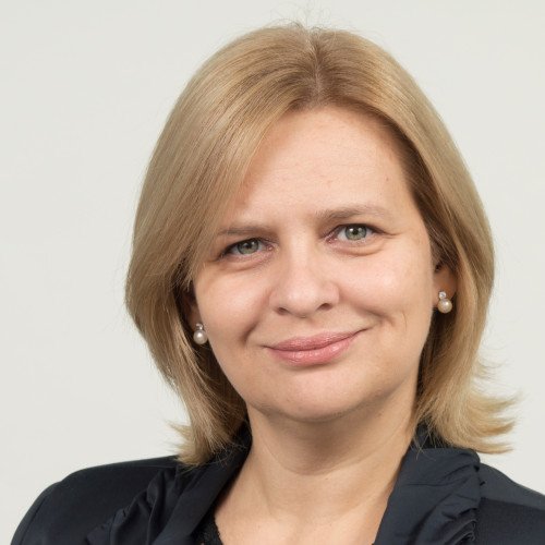 Dr. Kőrösi Szilvia