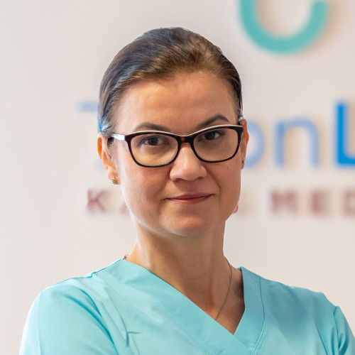 Dr. Gaál Veronika