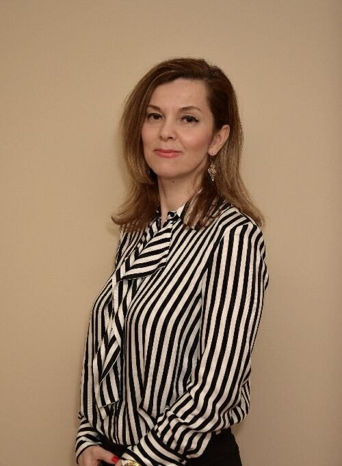 Dr. Kosztopulosz Nikoletta