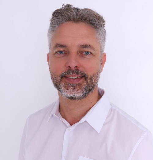 Dr. Magyar Péter