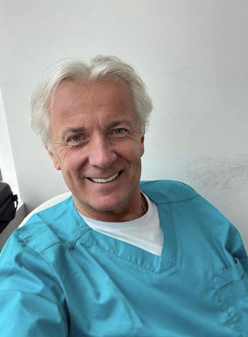 Dr. Pálfi Endre