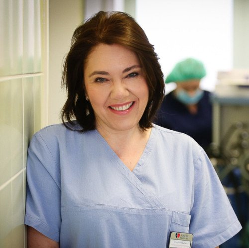 Dr. Vasvári Barbara