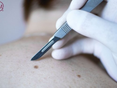 ÚJABB ORVOSSAL BŐVÜL A RUVÖR-MED MAGÁNRENDELŐ CSAPATA