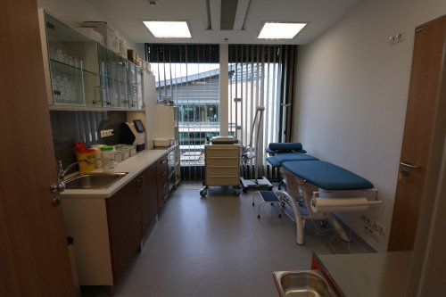 Kiválóság a mozgásszervi sebészetben: betekintés a TritonLife Magánkórház intézményébe